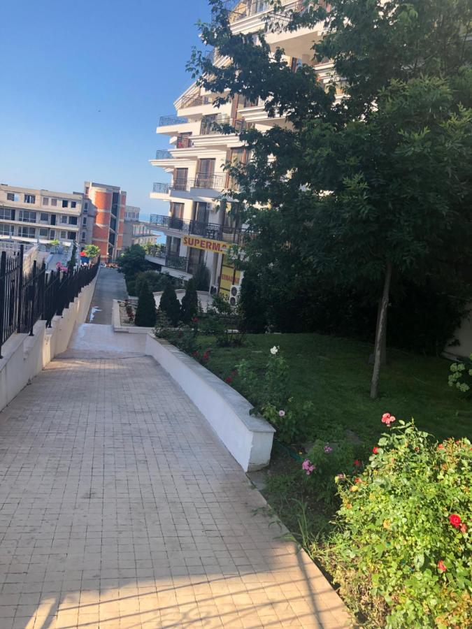 Вила Калабрия Sveti Vlas Exteriör bild